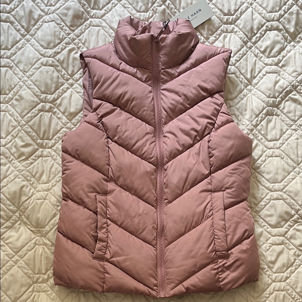 😍 2/$80! NWT Cole Haan Signature Puffer Vest